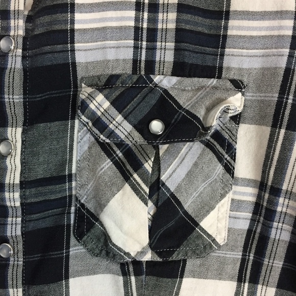 Reitmans Pearl Snap Shirt Womens Med Black Plaid Fitted Western Roll Tab Sleeves - Picture 5 of 14